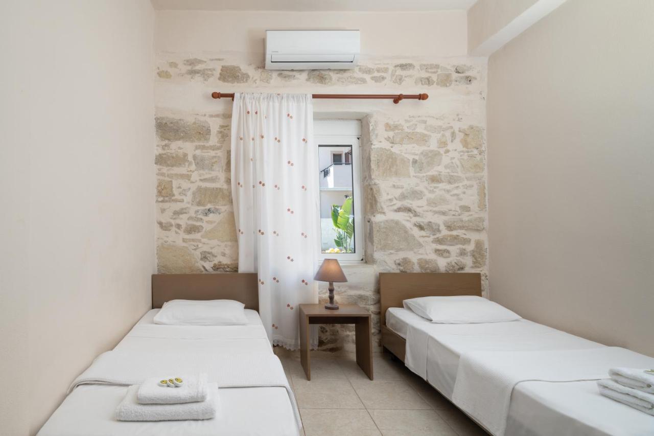 Mitropolis  Zeus Traditional House מראה חיצוני תמונה