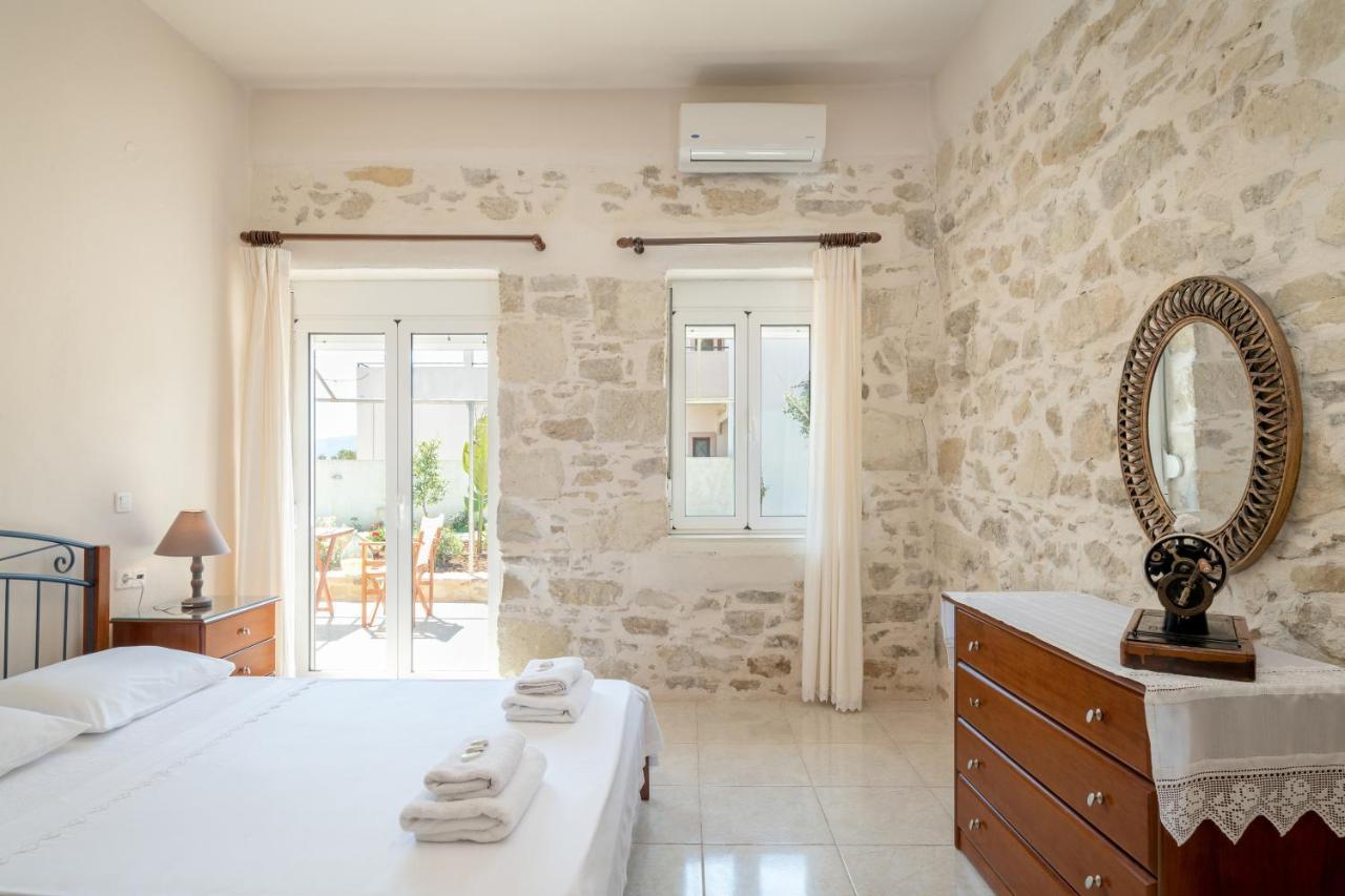 Mitropolis  Zeus Traditional House מראה חיצוני תמונה