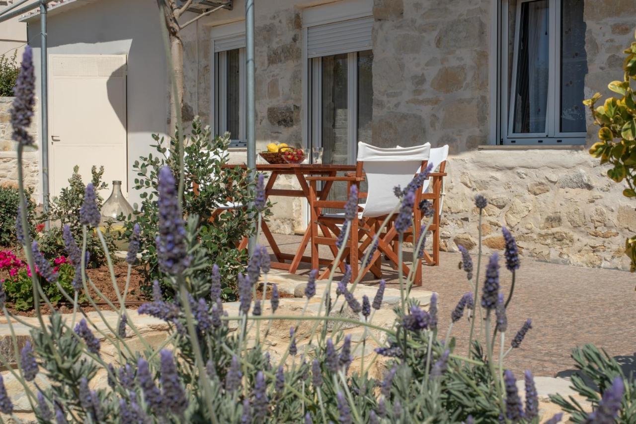 Mitropolis  Zeus Traditional House מראה חיצוני תמונה