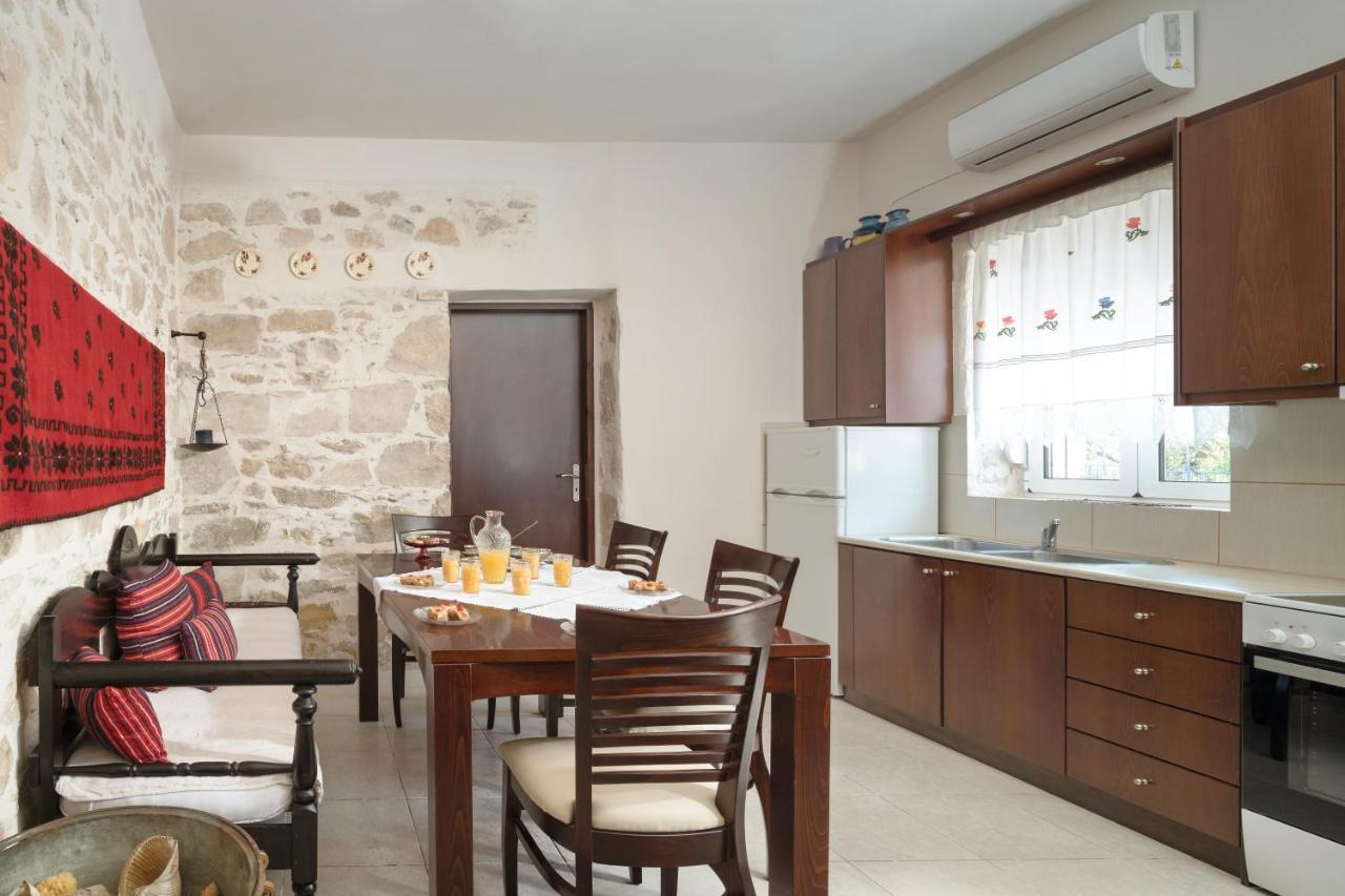 Mitropolis  Zeus Traditional House מראה חיצוני תמונה