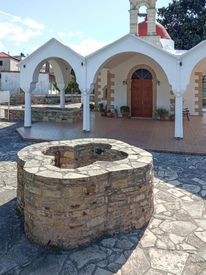 Mitropolis  Zeus Traditional House מראה חיצוני תמונה